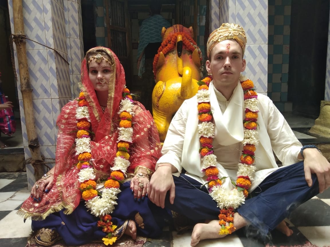 Kashi is favorite destination wedding hub for foreigners in varanasi