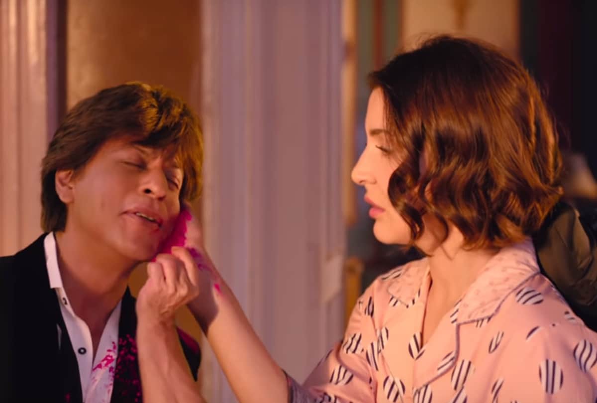 fire broke out set on zero shah rukh khan present on the set