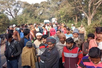 three brother died in a road accident in bijnor up