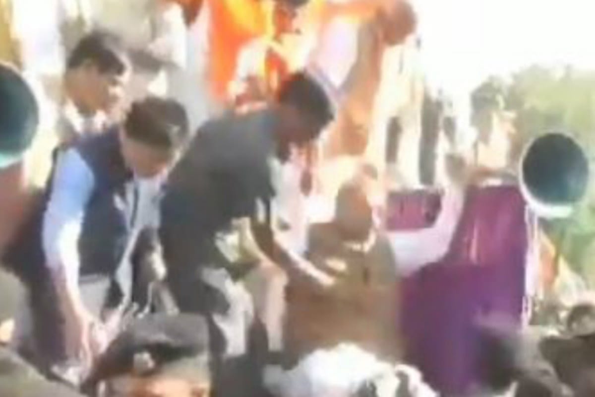 Madhya Pradesh Assembly Election: Amit Shah stumbled and fell after his roadshow