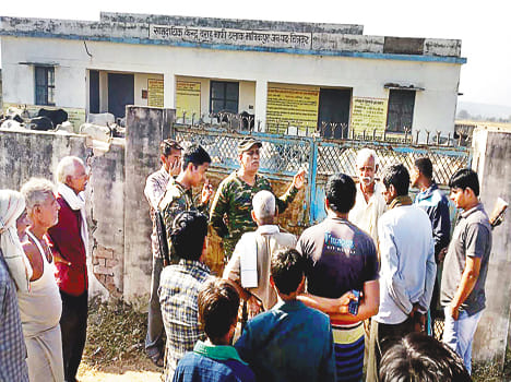 Farmers stopped Anna's cattle in community building
