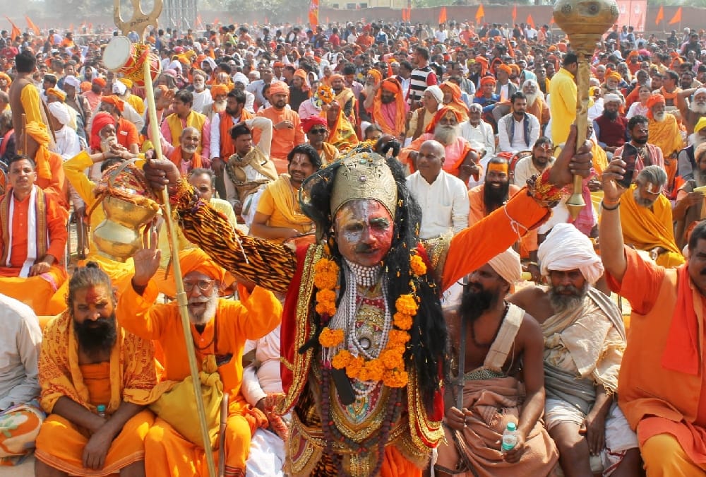 pics of dharmsabha of ayodhya.