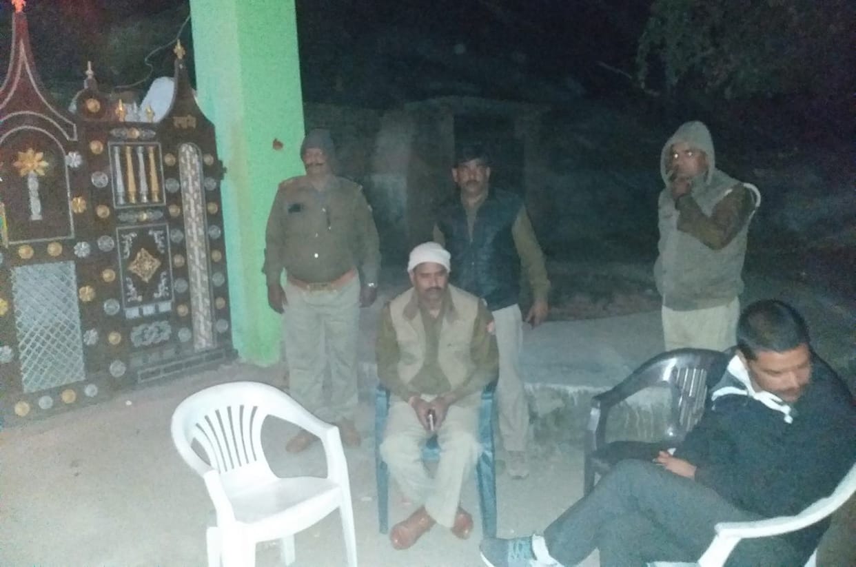 two person killed in chandauli after outrage for family dispute