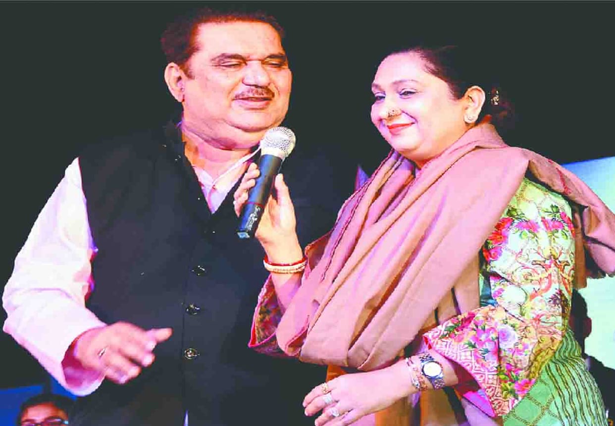 actor raza murad saying No other country like India