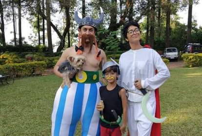 aamir khan party photo with wife kiran rao and son azad rao