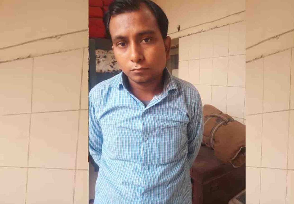 fake TTE arrested in Jharkhand Express