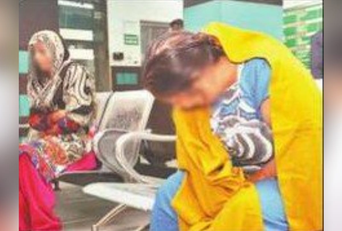 this is how ghaziabad man brutally attacked lady, will shock to know his barbaric action