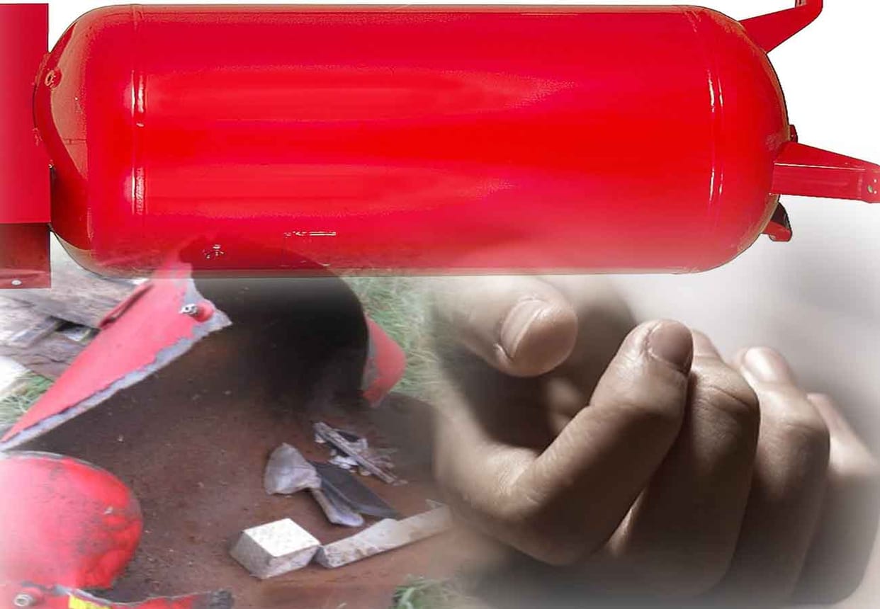 Air tank blast and child died in fatehpur