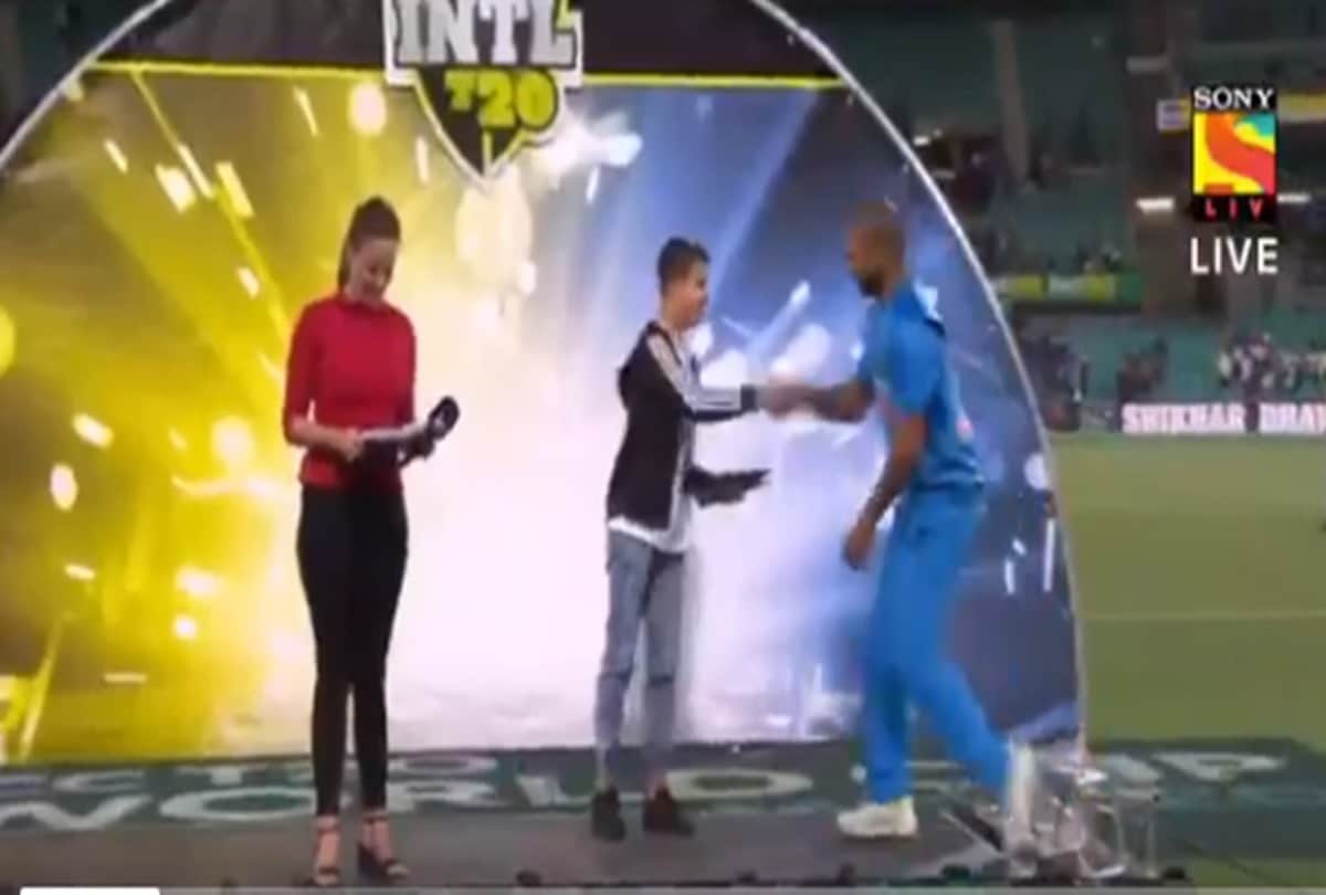 VIDEO: Shikhar Dhawan celebrates the Man of the Series award in his unique style