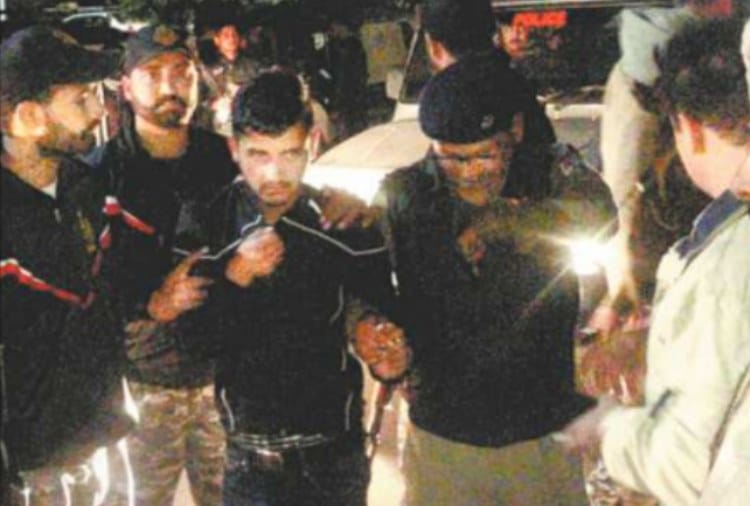 Six Suspicious Boys Arrested by Police in Pathankot from Pooja Express, Three Released