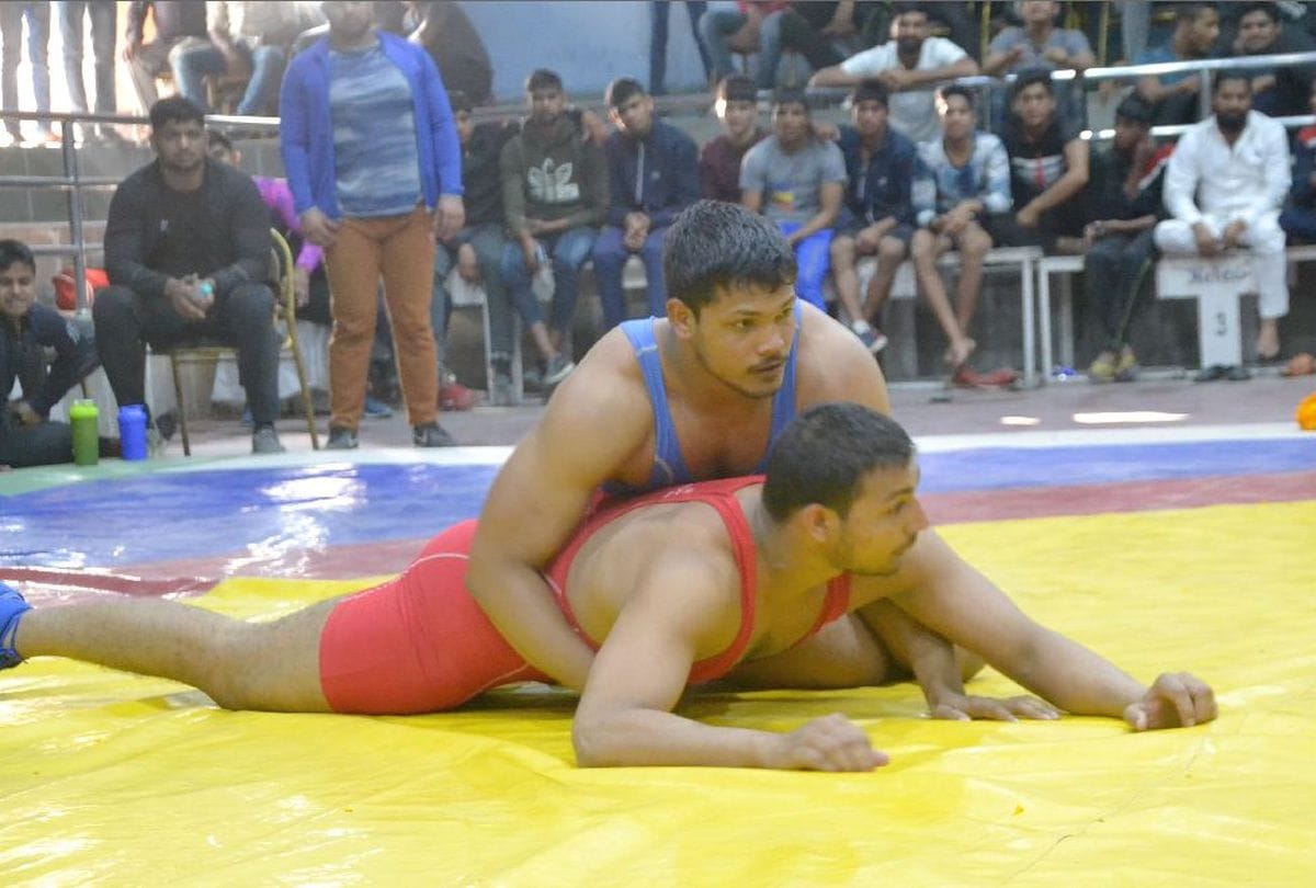 agra wrestlers won gold medal in uttar pradesh wrestling championship