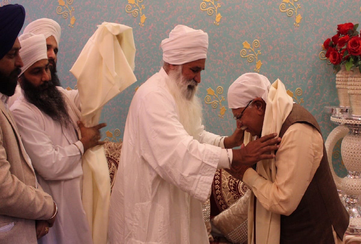 Chief Minister Manohar Lal Khattar visited gurdwara in karnal
