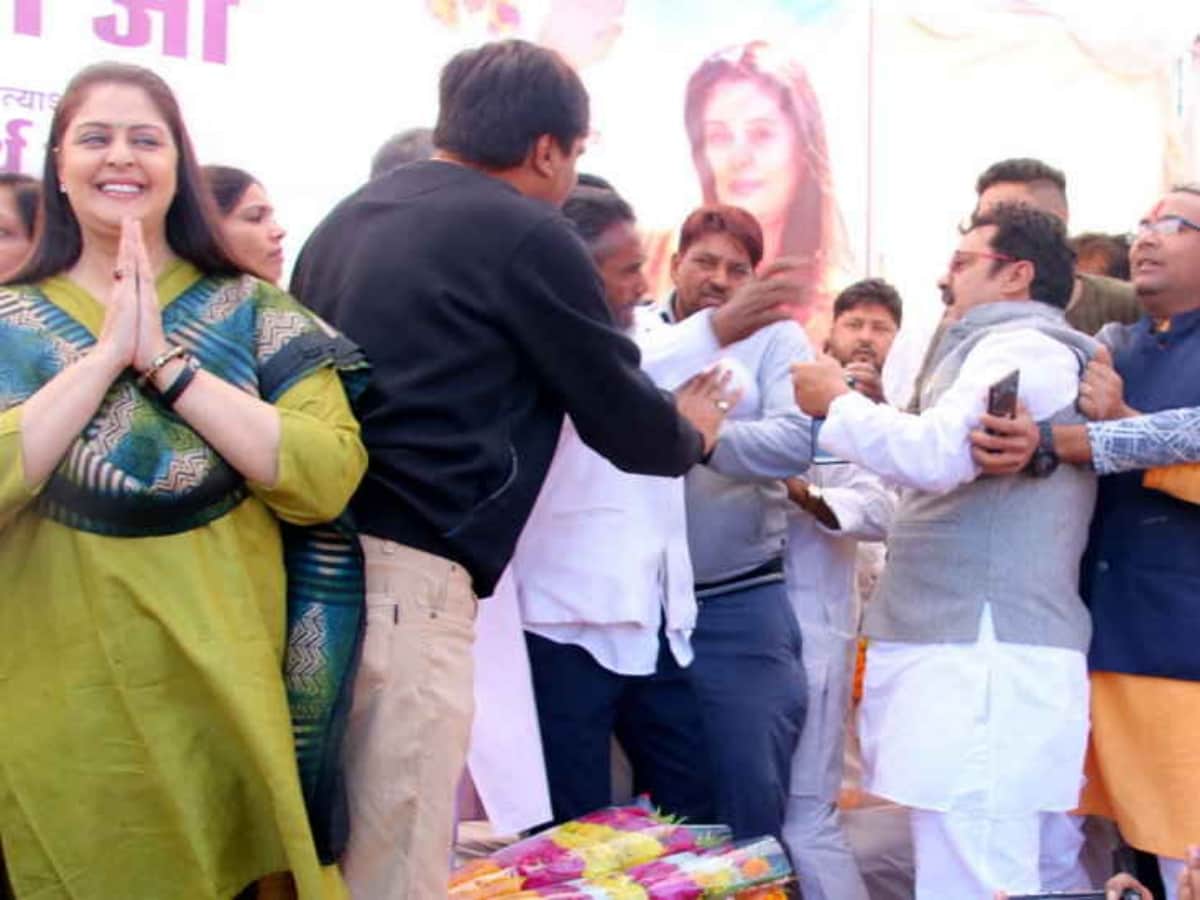 Meet those actors who did marvelous job in indian politics