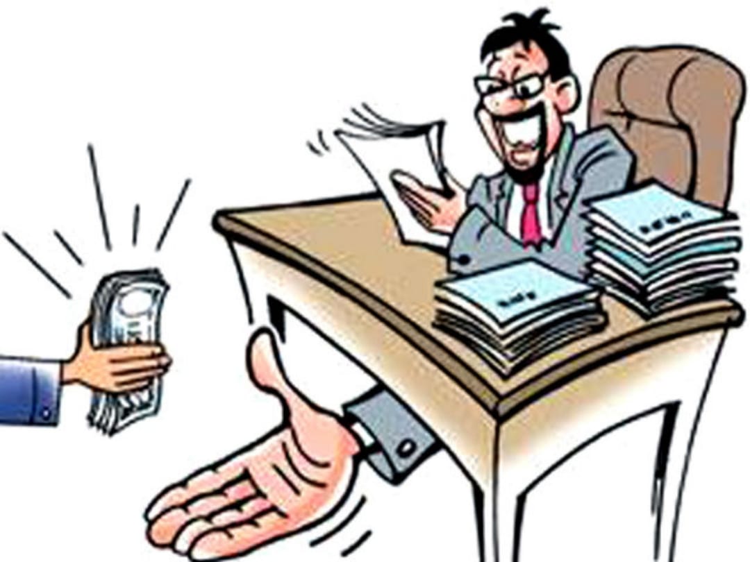 Police taking bribe video went viral, said we small bearer are insects