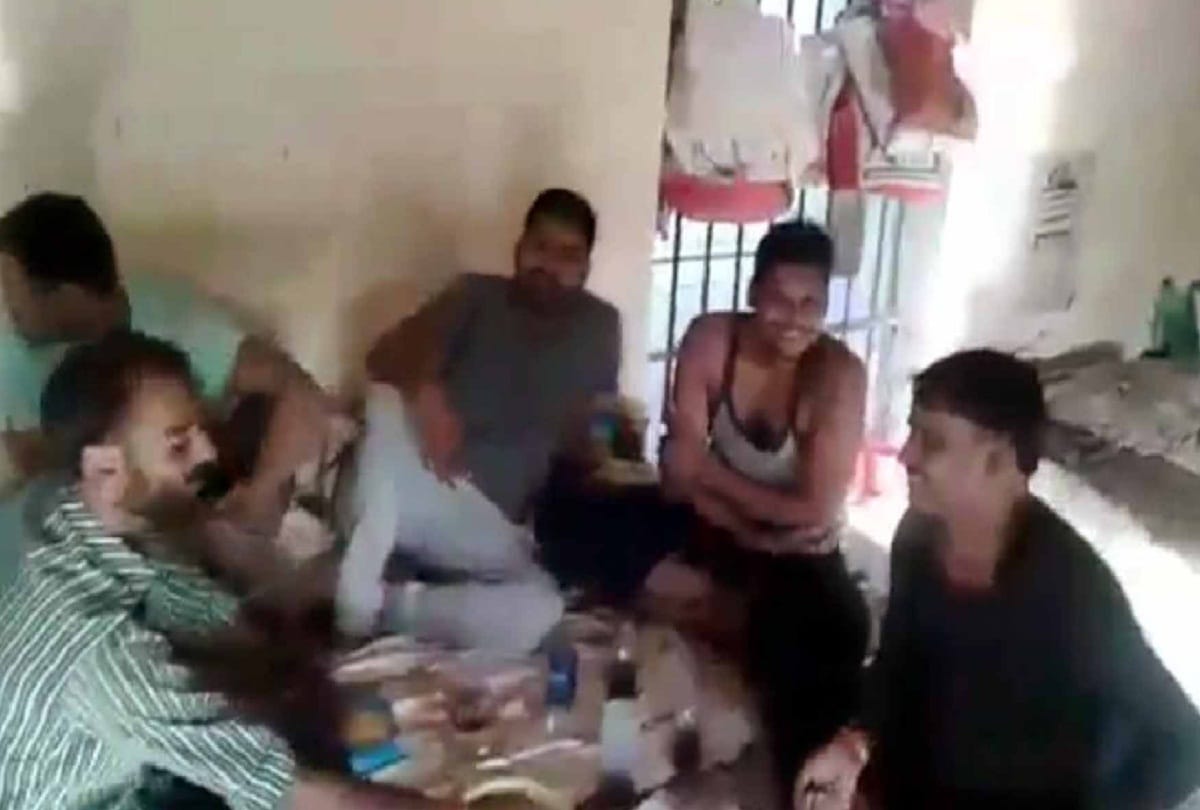 Video viral of prisoners drinking liquor with weapons in jail in raebareli