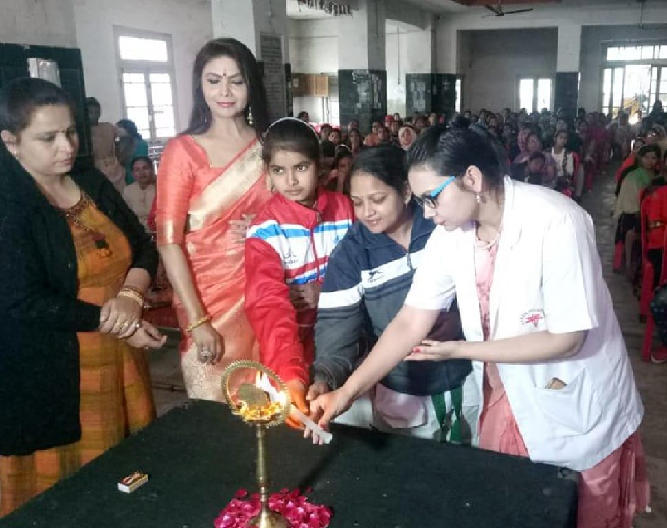 'Friends and daughters interact with friends'