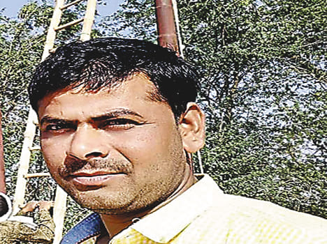 Vipin murdered on transaction of rupee