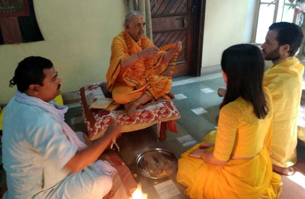 French couple their change name in varanasi
