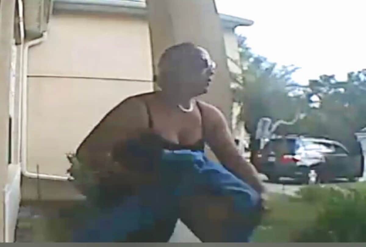 Weird Story Strange Thief Woman Steals Package Full Of Super Worms Viral Video