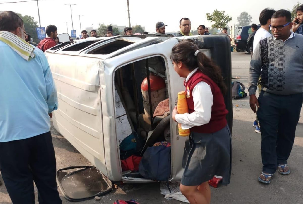 Boy killed and girl injured after an auto rickshaw hit van in north Delhi