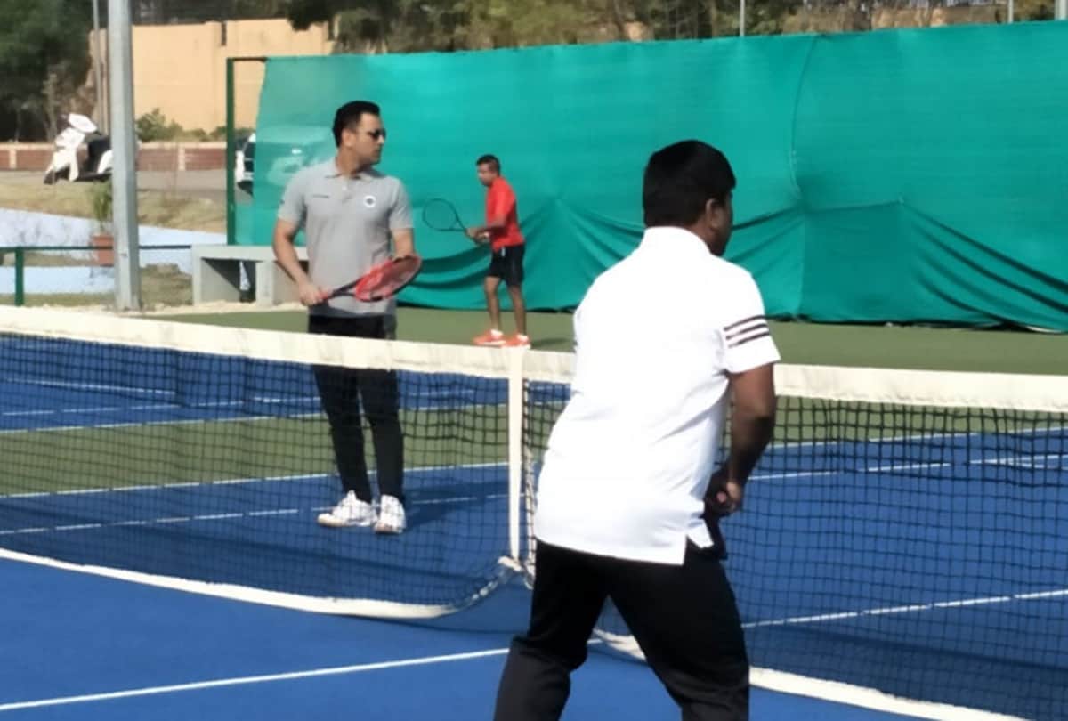 MS Dhoni participate in Ranchi tennis tournament