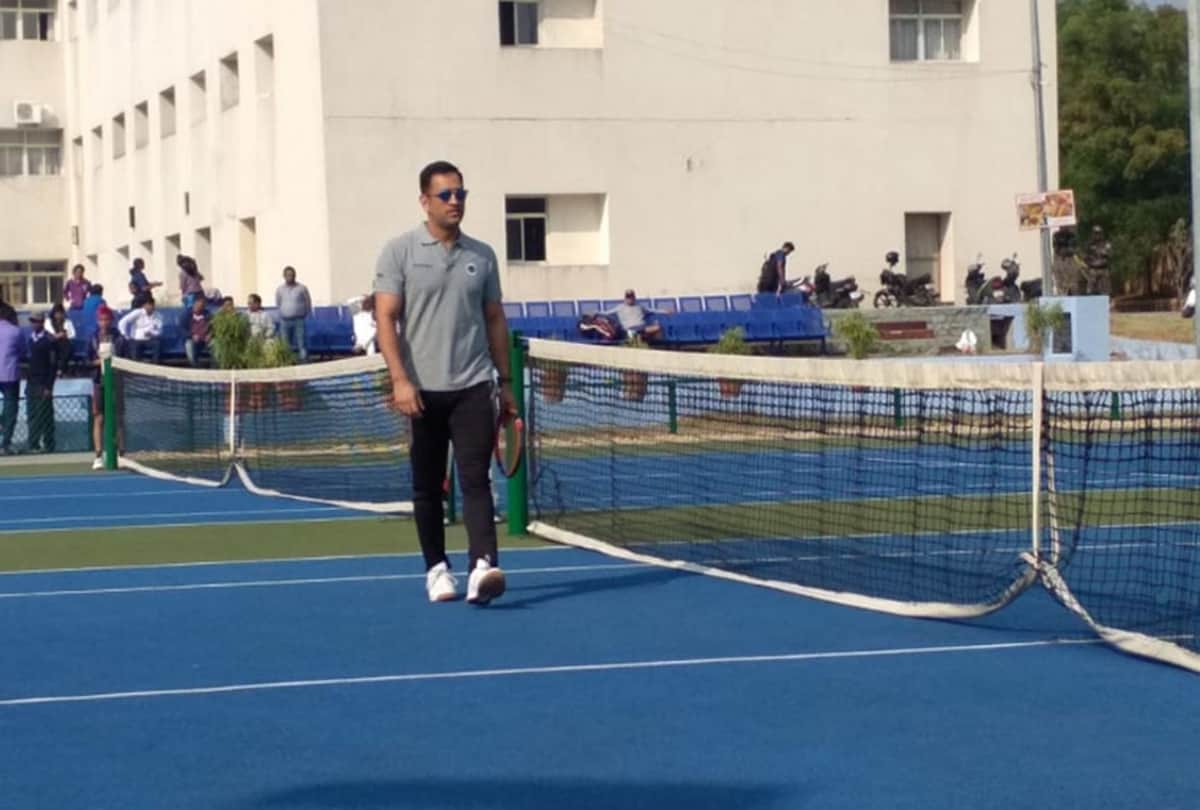 MS Dhoni participate in Ranchi tennis tournament