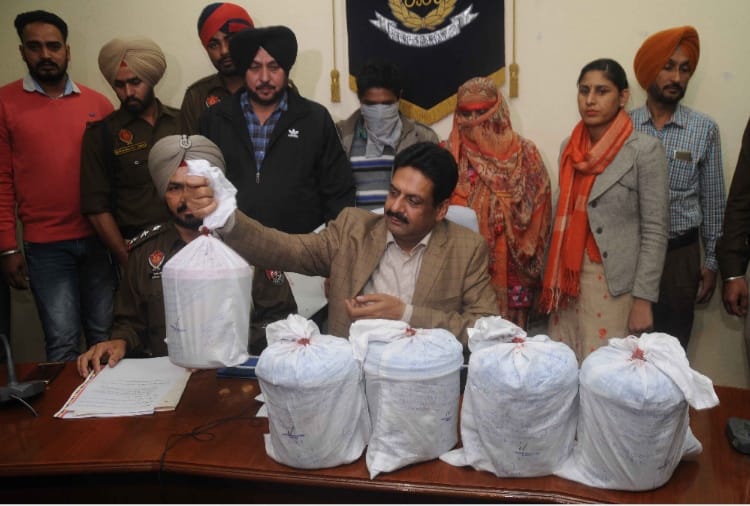 Couple arrested with heroin in Ludhiana of punjab