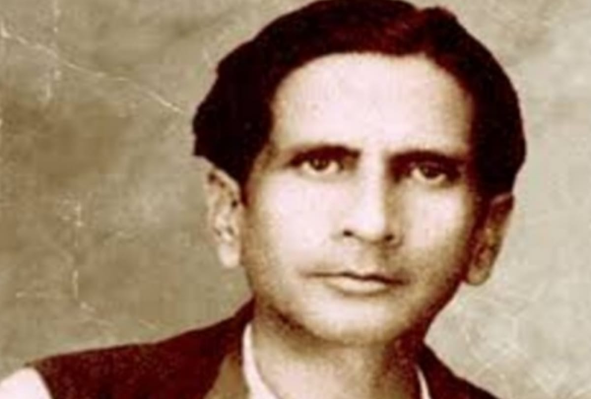Read a story related to well known poet Mazaz Lakhnavi.