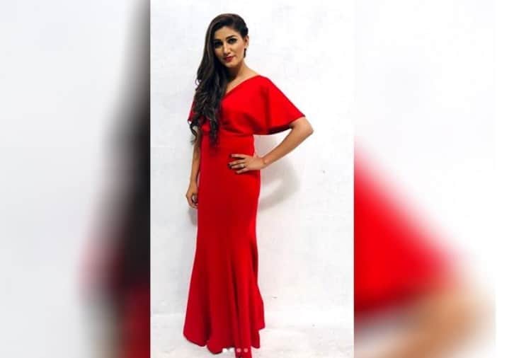 Chandigarh, Sapna Choudhary Photoshoot in Red Color Dress with Tatoo