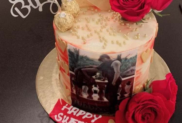 sushmita sen celebrate birthday with her boyfriend rohman shawl view pics