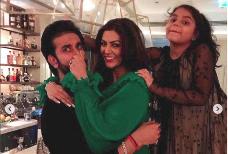 sushmita sen celebrate birthday with her boyfriend rohman shawl view pics