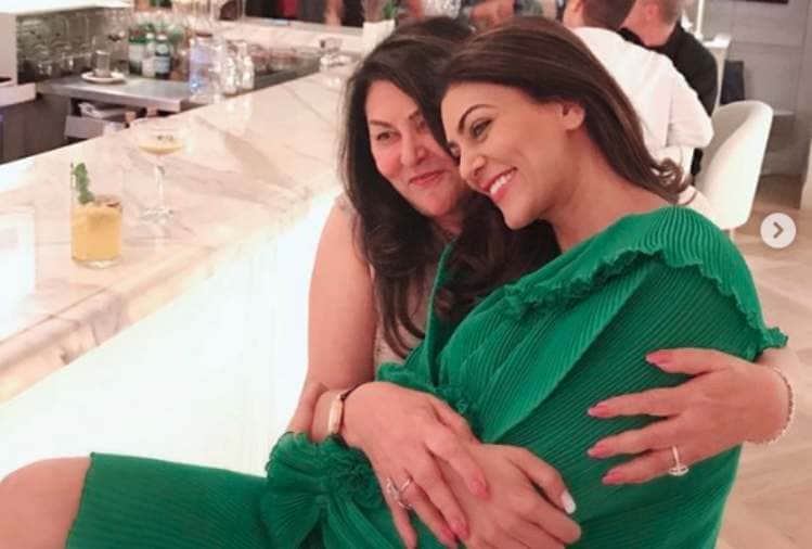 sushmita sen celebrate birthday with her boyfriend rohman shawl view pics