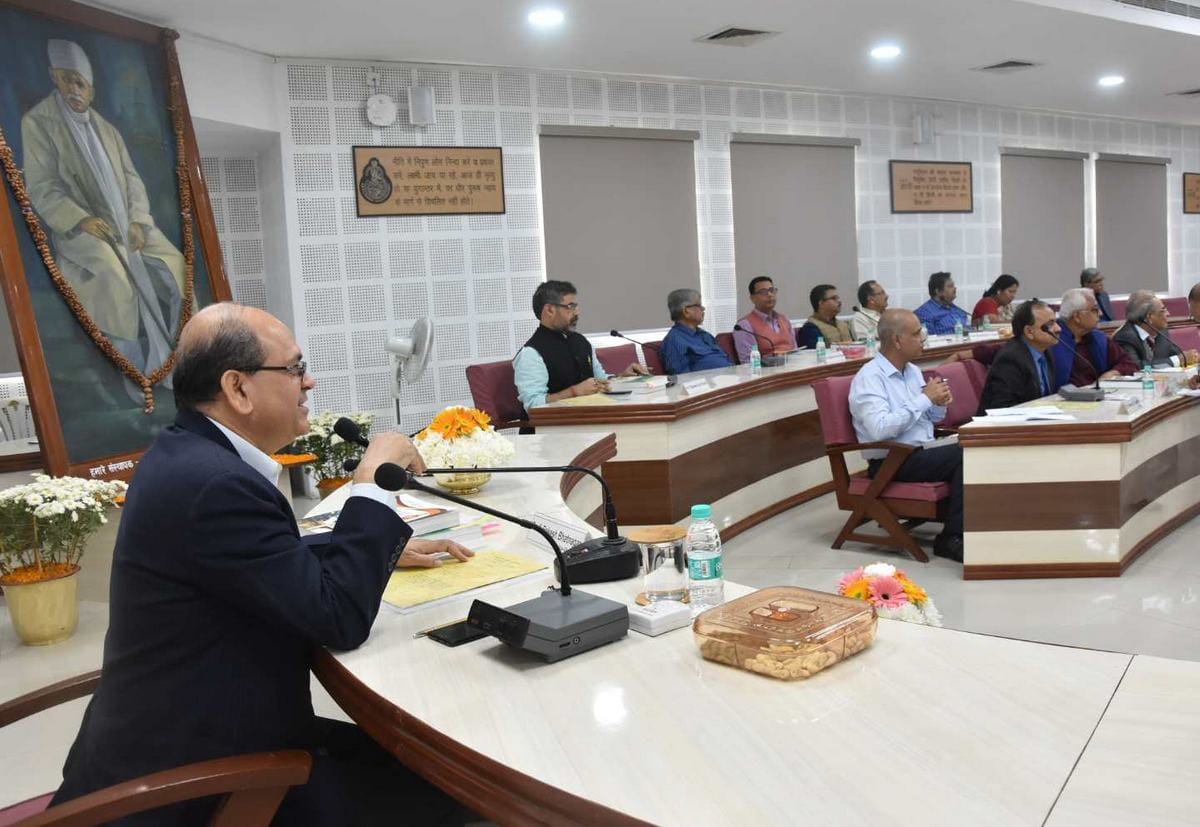 Director appointed in four institutes in BHU executive council meeting