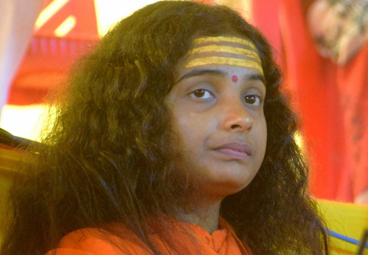 Girl left job of google and became sadhvi