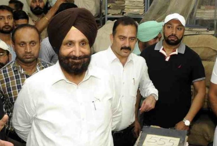 minister sukhjinder singh randhawa targets on badal family