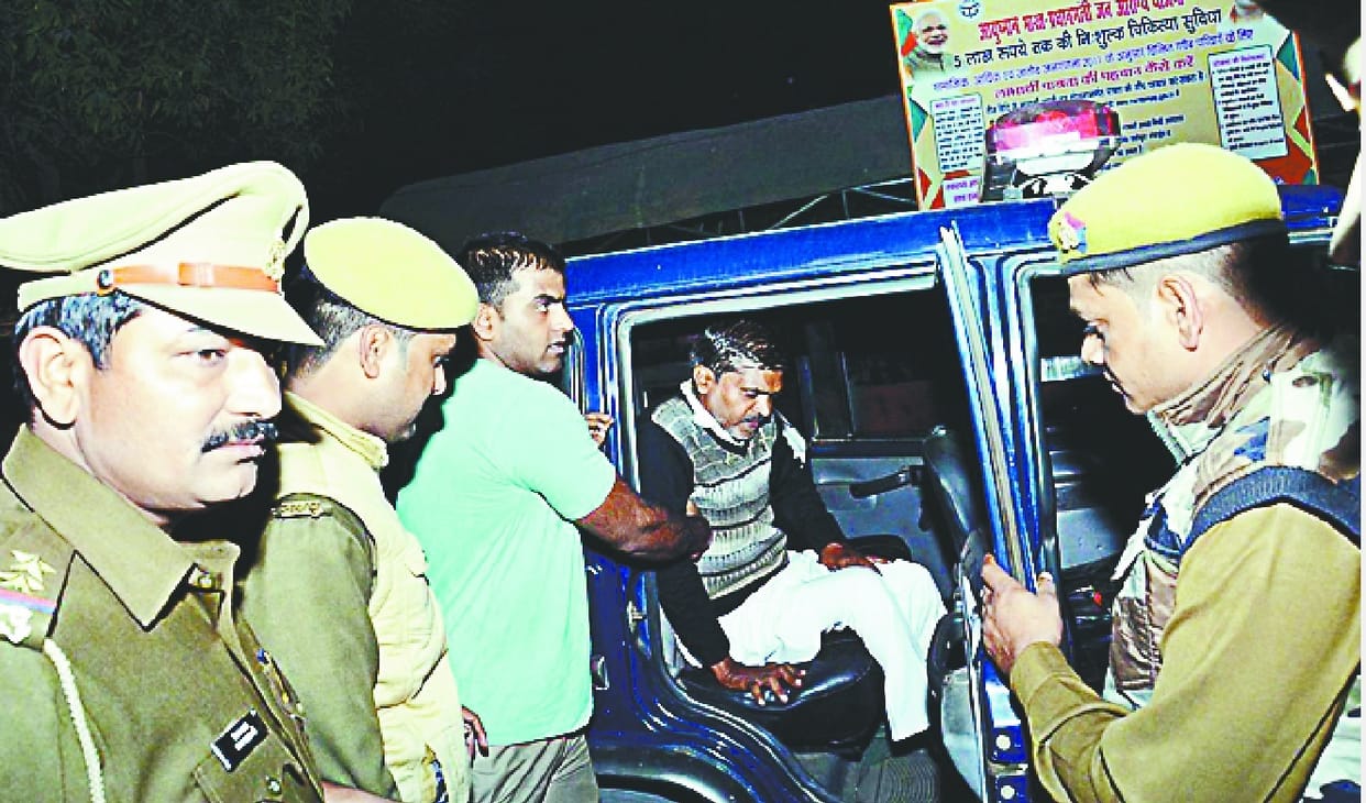 One lakh prize money smuggler in the encounter