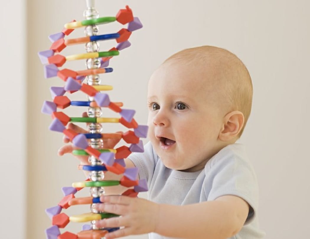 Chinese scientist to produce children through gene will be examined