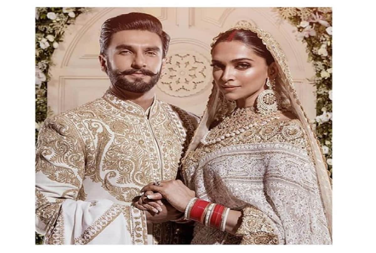 deepika paduokne ranveer mumbai reception abu jani anu sandeep khosla reveals about dress