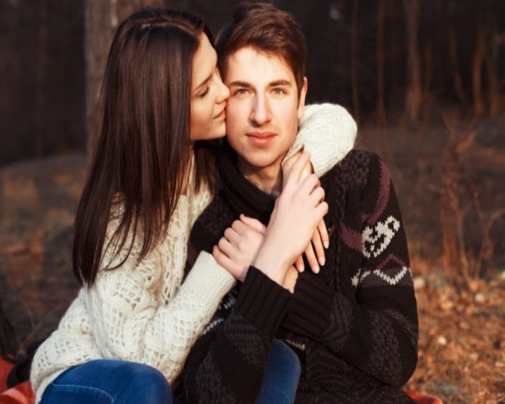 Holding partner hands says alot about persons romantic life