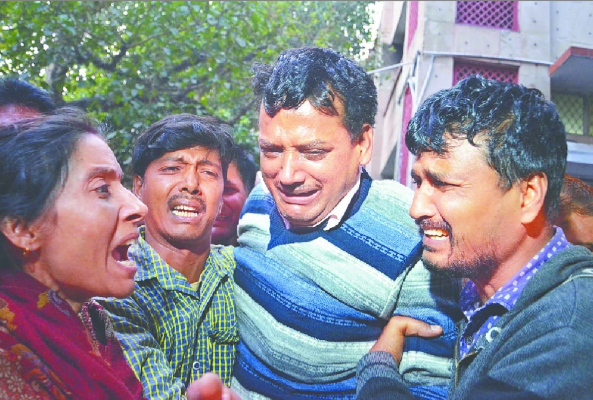 One student died in road accident at north Delhi