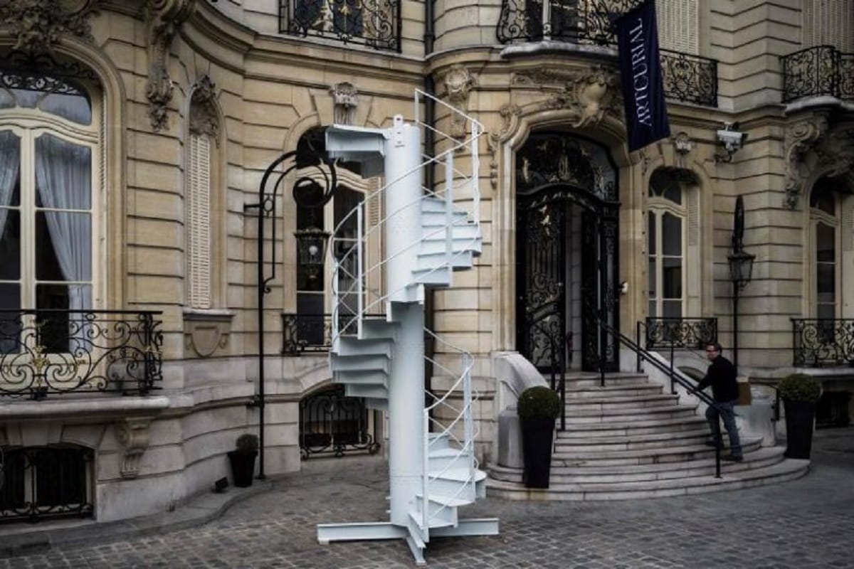 Eiffel tower's staircase auctioned in 1,70,000 Euros