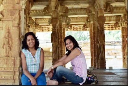both sisters are travelling alone around whole india