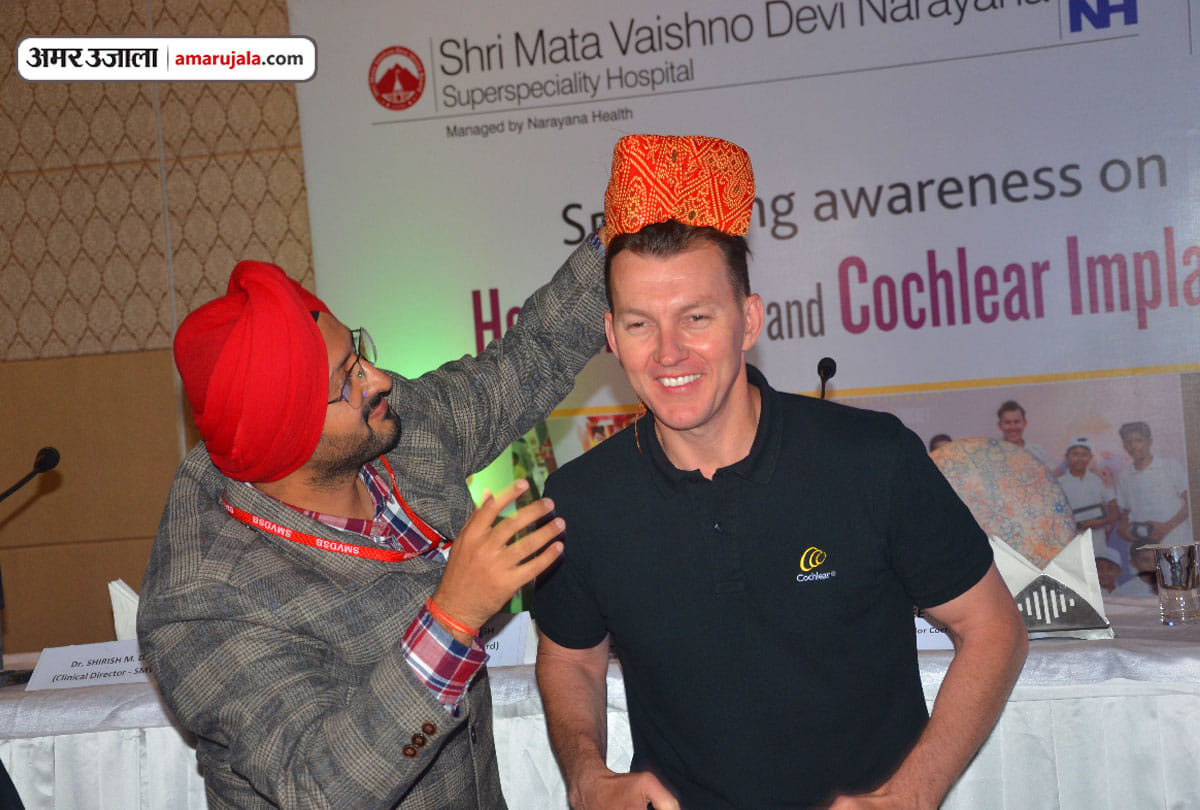 In Jammu, australian cricketer Brett Lee Raises Awareness About Hearing Loss