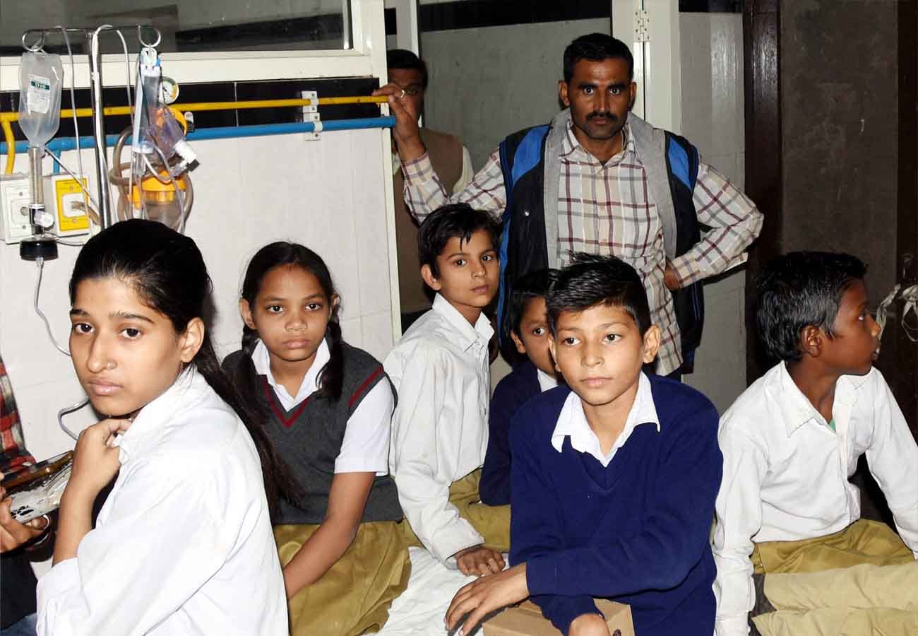 more than hundred children got ill after injecting Rubella vaccine