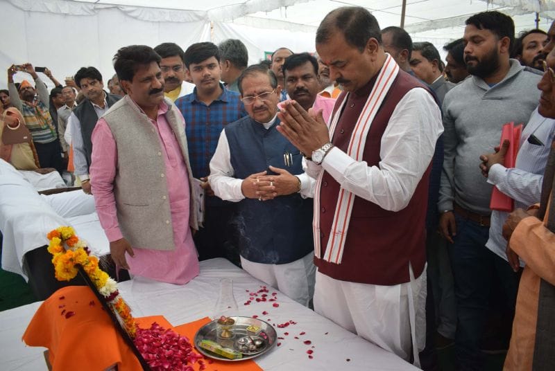 मृत भाजपा कार्यकर्ता को डिप्टी सीएम ने दी श्रद्धांजलि