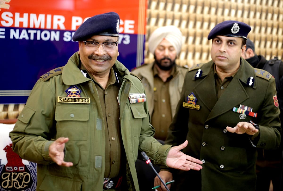 Tension in many areas after naveed jatt killed by security forces in jammu and kashmir
