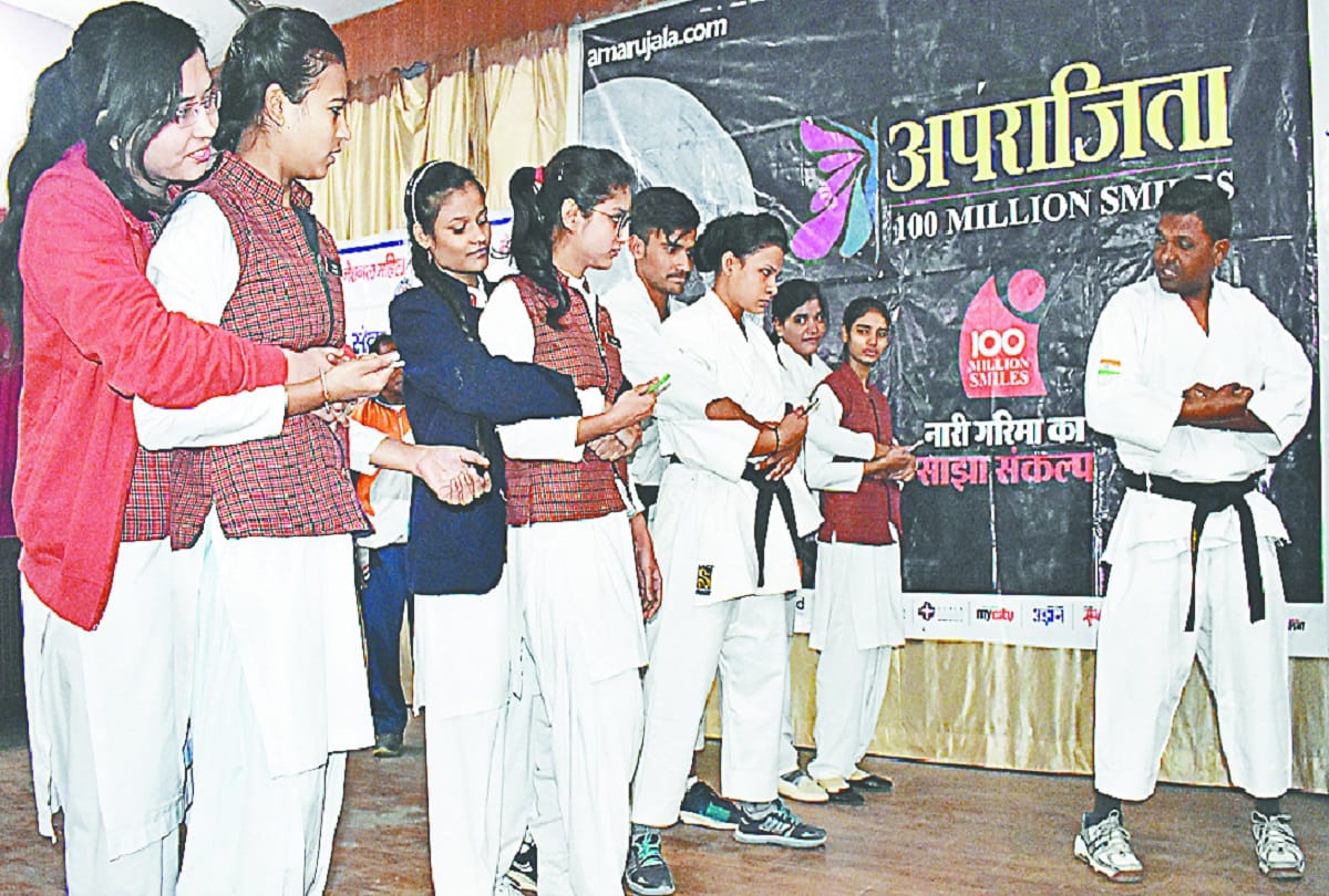 Meerut, Amar Ujala's campaign Aparajita teaches girls to be strengthened