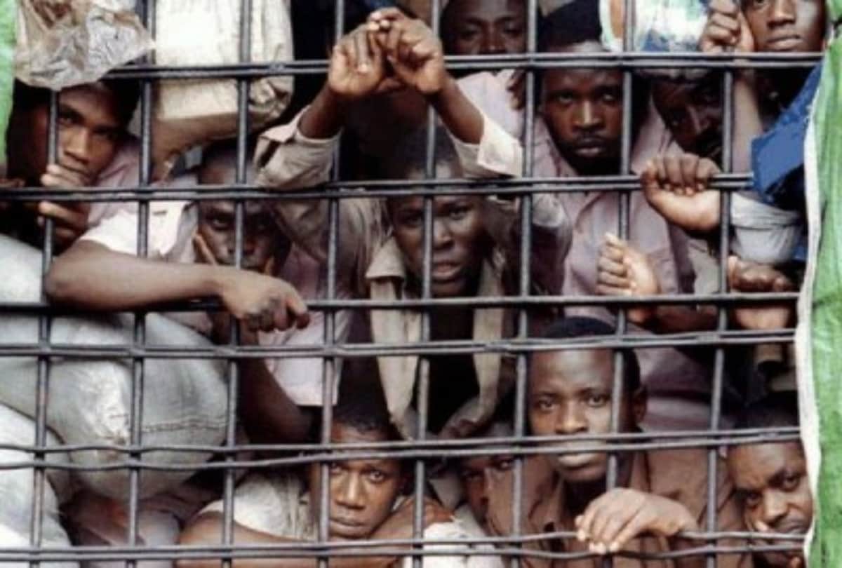 World Most Dangerous Prison Gitarama Central Jail Here Prisoners Kill Each Other And Eat Dead Bodies