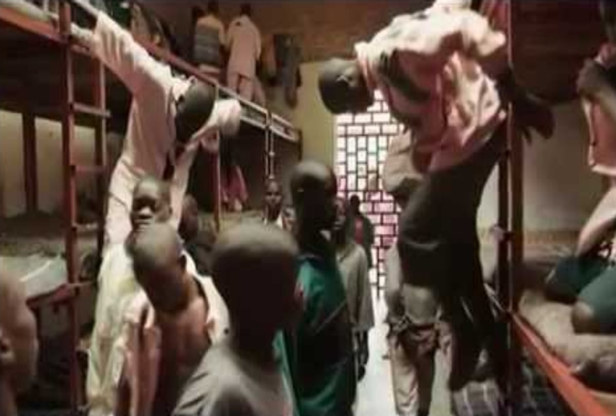 World Most Dangerous Prison Gitarama Central Jail Here Prisoners Kill Each Other And Eat Dead Bodies