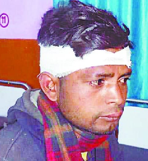 Pickpock dropped in vehicle, two injured